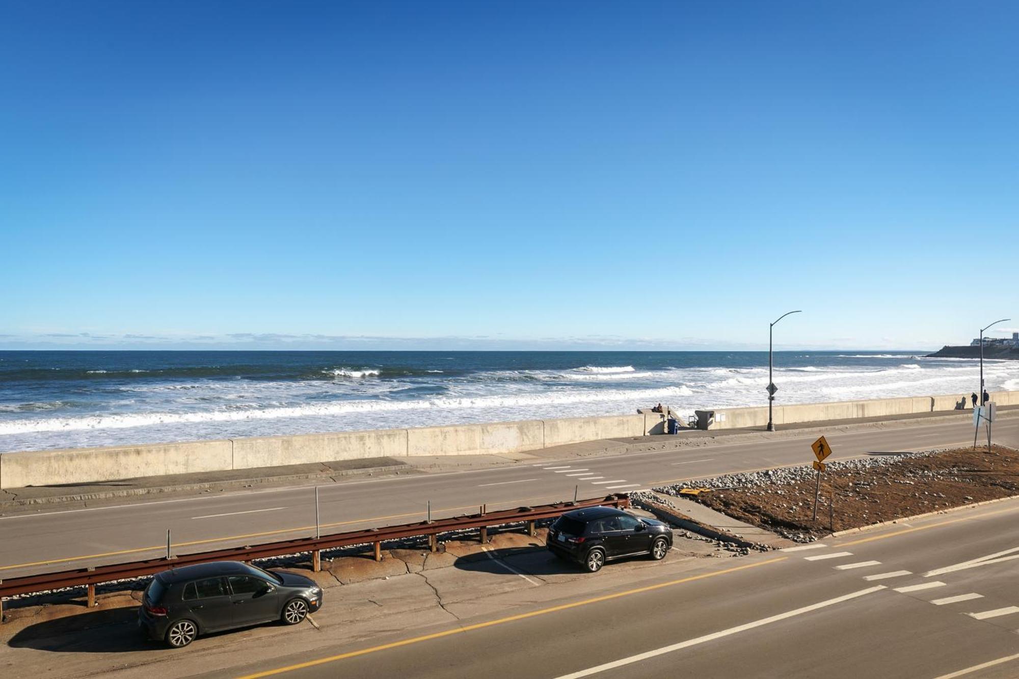 המפטון Direct Oceanfront Studio Suite! מראה חיצוני תמונה