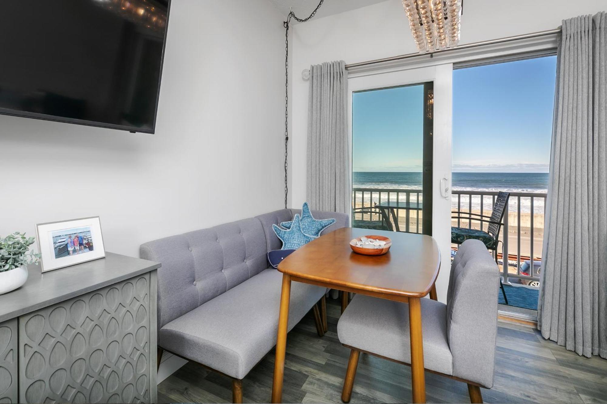 המפטון Direct Oceanfront Studio Suite! מראה חיצוני תמונה